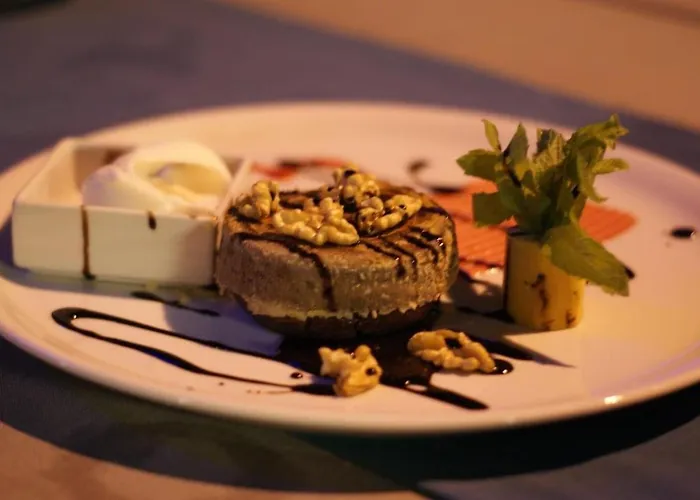 Orange Garden Aparts & The Nordic 4* كمر