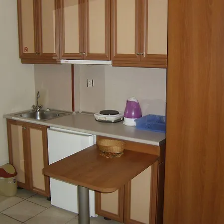 Orange Garden Aparts & The Nordic 4*